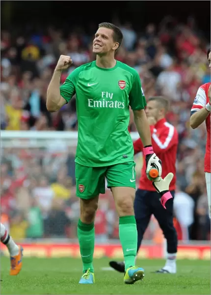 Celebration Time: Wojciech Szczesny's Thrilling Save and Arsenal's Victory over Tottenham Hotspur (2013-14)