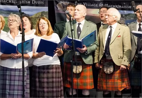 Taynuilt Gaelic Choir singing at the Best of the West Festival 2014 in Inveraray, Scotland