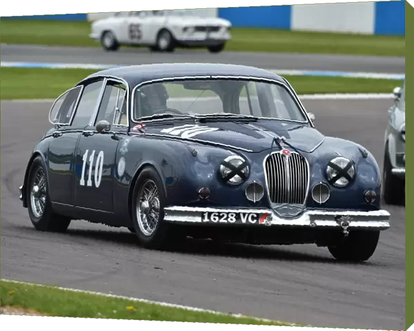CM18 9035 Nigel Webb, John Young, Jaguar Mk2