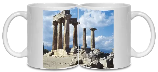 Greece, Peloponnesus, Corinth, Temple of Apollo, Doric columns with Classical Greek architecture