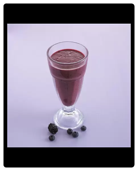 Blackberry and blueberry smoothie