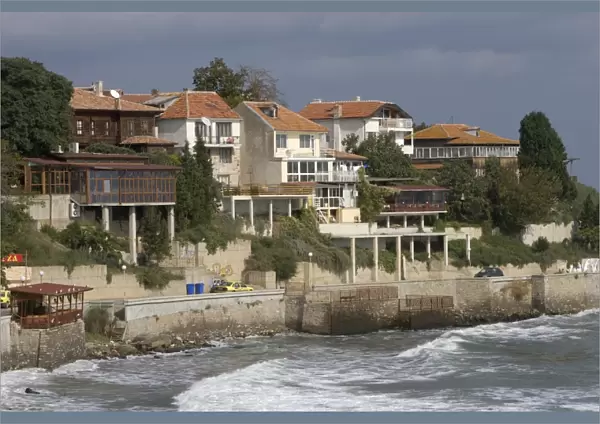 Bulgaria, Nesebar, houses along coastline
