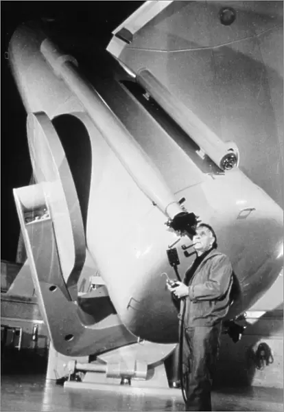 Edwin Powell Hubble (1899-1953) American astronomer who discovered red shift
