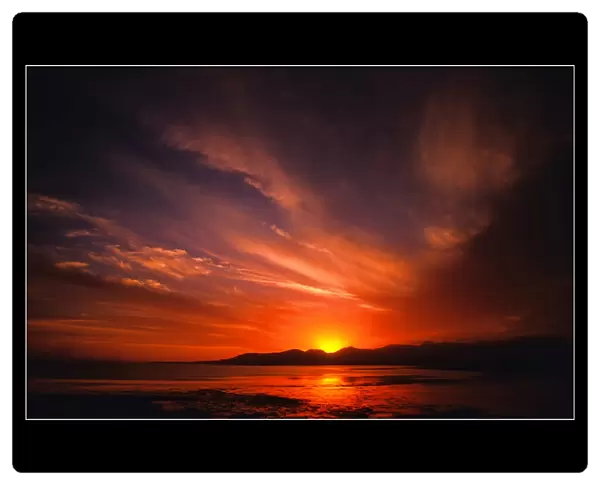 Strzelecki sunset, Flinders Island, part of the Furneaux group, eastern Bass Strait, Tasmania