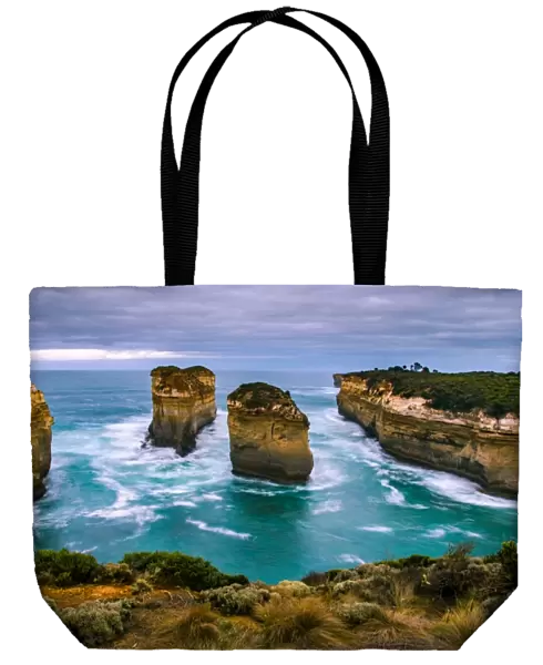 Island Archway at Great Ocean Road after been collapse