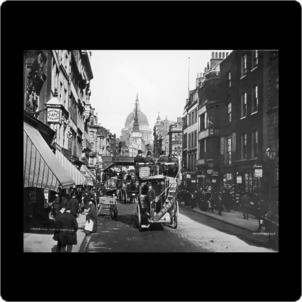 Omnibus On Fleet Street