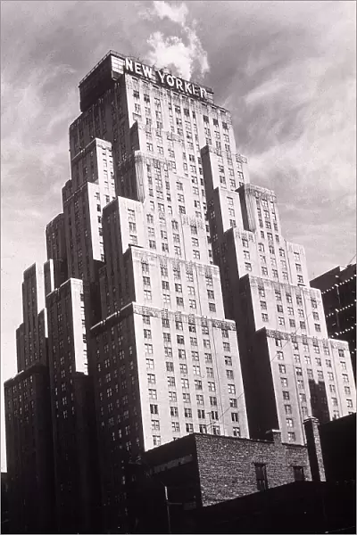 'Grand Old Lady', the Iconic Art Deco New Yorker Hotel