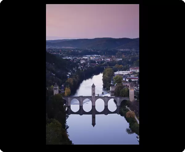 Cahors, Pont Valentre, midieval bridge