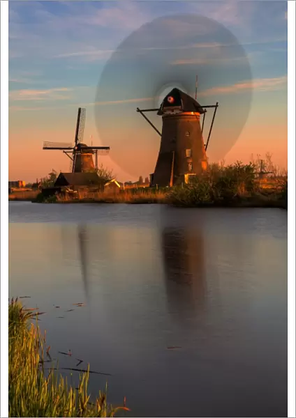 Canal and windmills, Kinderdijk