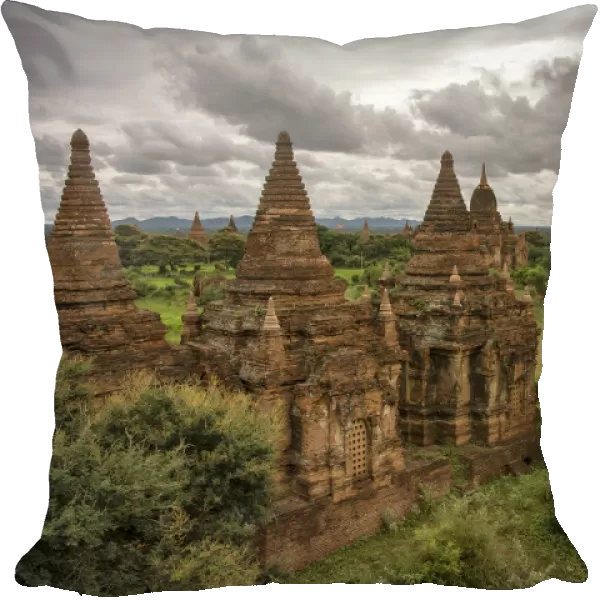 Bagan temples and pagodas