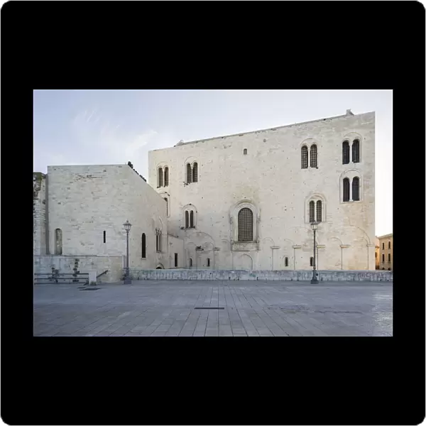 East facade of the Romanesque Cathedral Basilica San Nicola, 1087, Bari, Apulia, Italy