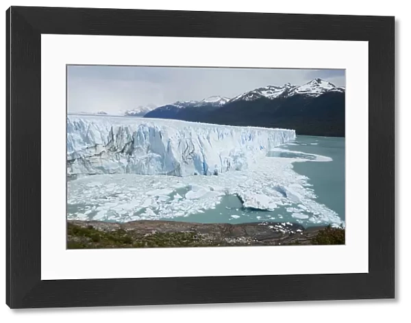 Glacial ice from the Perito Moreno Glacier calving into the lake of Lago Argentino, Santa Cruz region, Patagonia, Argentina, South America, America