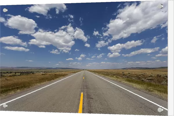 Highway no. 89, near Livingston, Montana, United States
