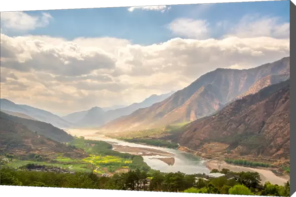 A famous bend of yangtze river in Yunnan Province, China, first curve of yangtze river, Lijiang