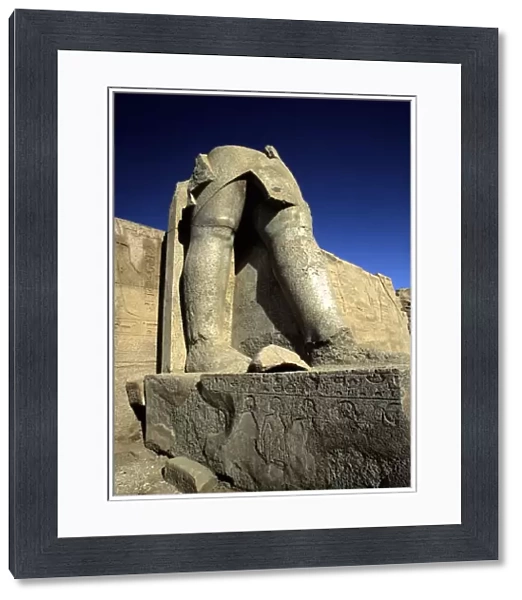 Granite statue ruins, Temple Of Karnak