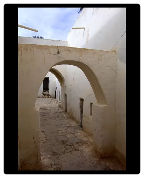Narrow lane in the old town of Ghadames, UNESCO world heritage, Libya