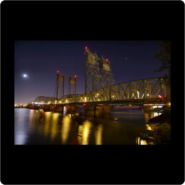 I-5 Interstate Bridge over Columbia River at Night
