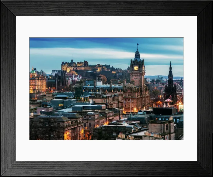 Framed Print : Edinburgh Print: Georgian New Town to Medieval Old Town Framed Print : Edinburgh Print: Georgian New Town to Medieval Old Town