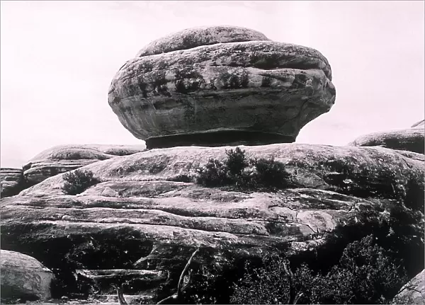 Rock shaped like hamburger