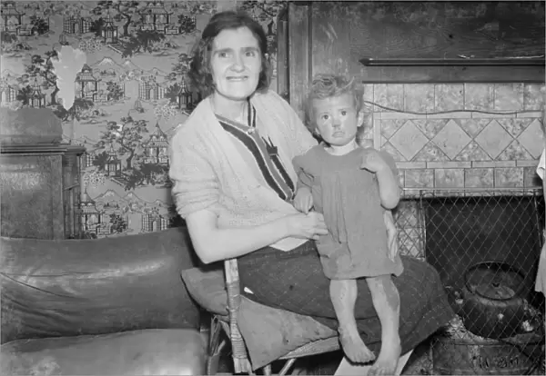 Mrs Pope with her daughter Dorothy Pope, the lost child who has been found following