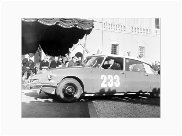 Monte Carlo, Citroen car 233 and the driver and co-driver P. Toivonnen and A. Jarvi