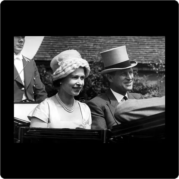 Her Majesty the Queen and the Duke of Edinburgh in the carriage on the last day at Royal Ascot