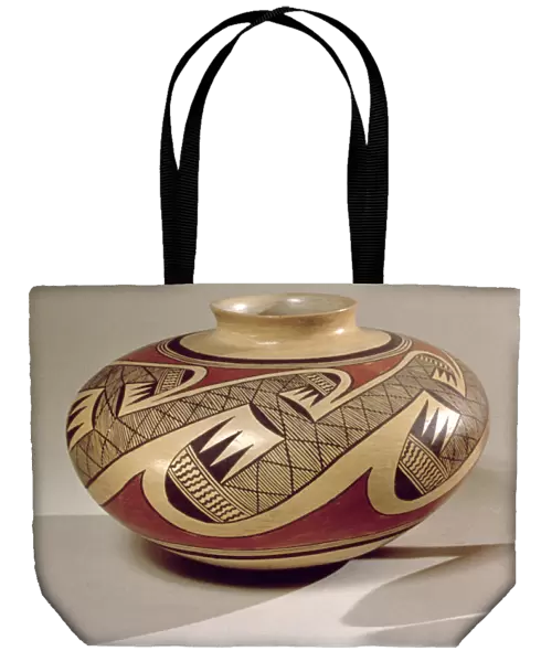 Hopi Bullware jar, from Arizona (ceramic)