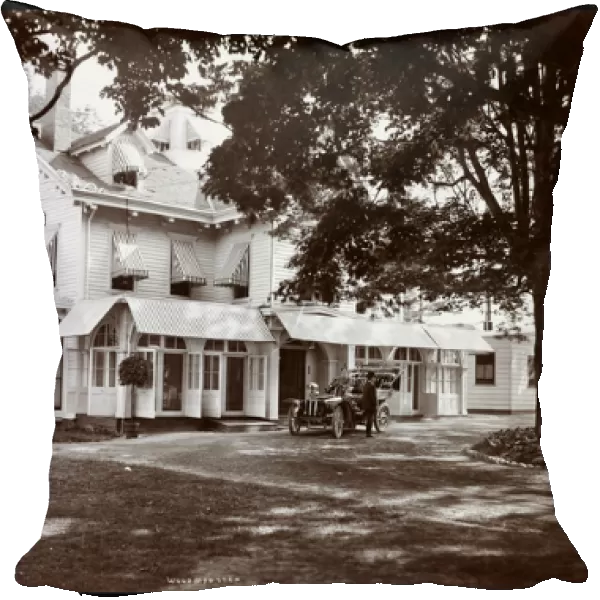 The Woodmansten Inn, Westchester, New York, 1906 (silver gelatin print)