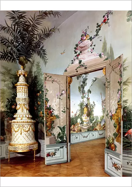 The Bergl Apartments: trompe l oeil decoration painted by Johann Bergl