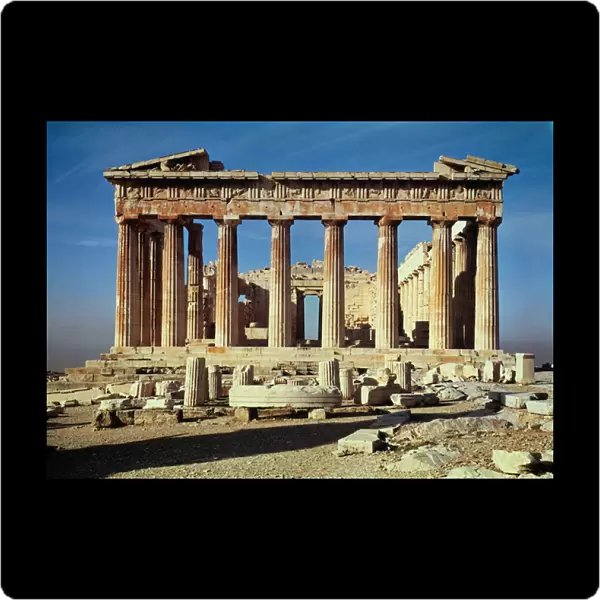 Facade of the Parthenon, built 447-432 BC (photo)