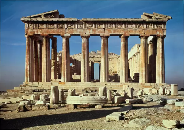 Facade of the Parthenon, built 447-432 BC (photo)