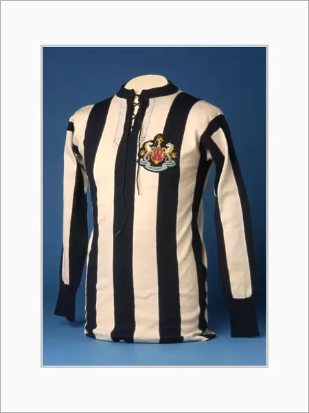 Newcastle United jersey from the 1911 FA World Cup Final, 1911 (cotton)