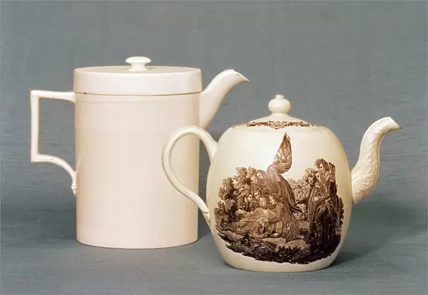 Wedgwood Queens ware covered jug and teapot, 2nd half of 18th century (ceramic)