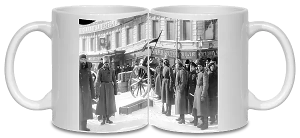Barricades on Liteiniy Prospekt, St Petersburg, February 1917 (b  /  w photo)