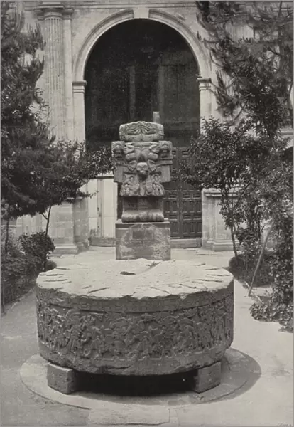 Sacrificial Stone, Court of the National Museum, Mexico (b  /  w photo)