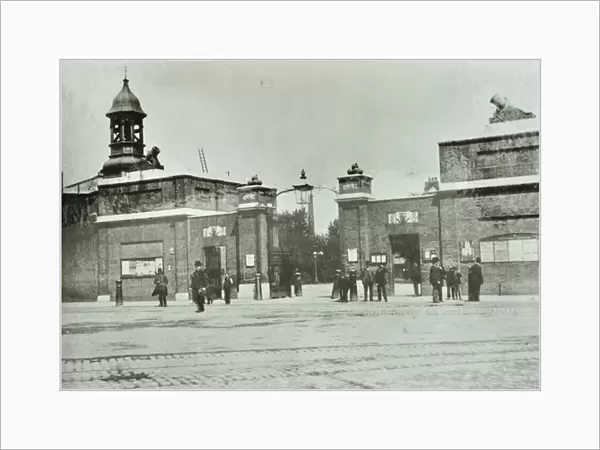 Royal Arsenal main gate, 1890 (b  /  w photo)