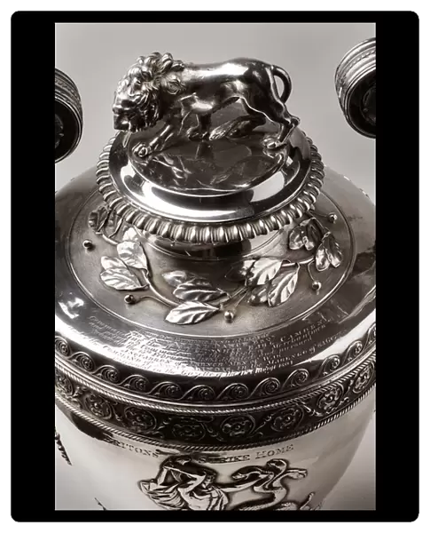 United Kingdom - Vase of the Patriotic Fund of the Lloyds (silver, 1804)