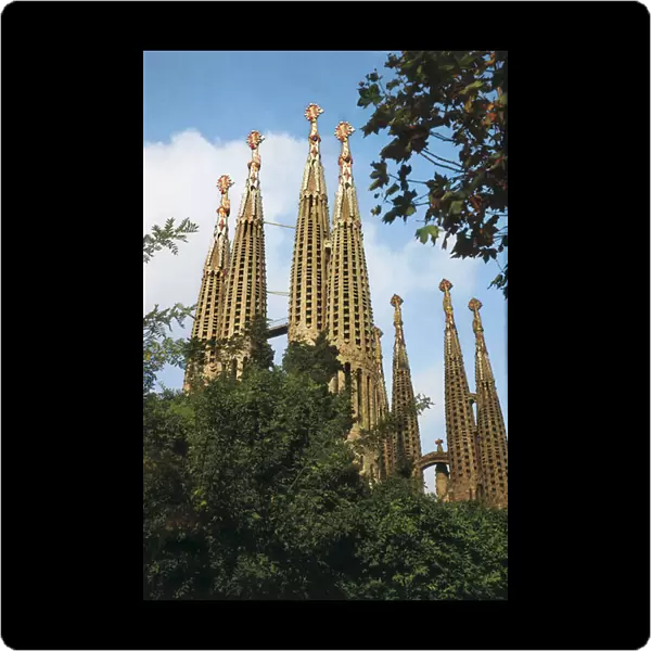 GAUDI i CORNET, Antoni (1852-1926). Sagrada Familia (Expiatory Temple of the Holy Family)