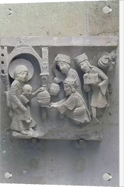 The Adoration of the Magi, original capital from the cathedral nave (stone)