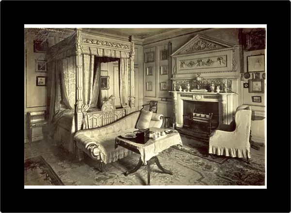 Mrs Bulwer-Lyttons Bedroom, Knebworth House, Hertfordshire (b  /  w photo)