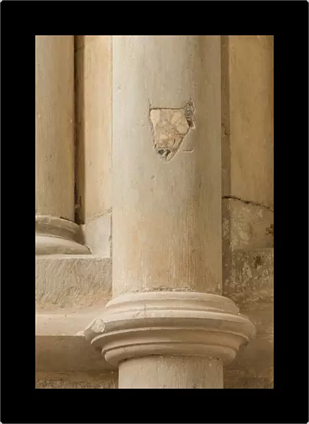 Column detail. Basilica of Saint Madeleine, Vezelay, 1120-1150 (photography)