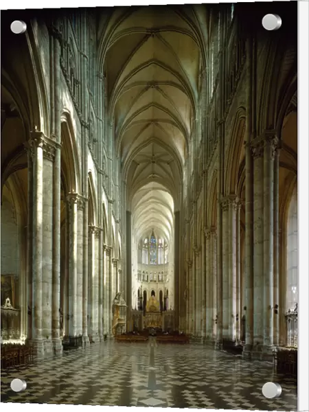 View of the central nave of the Cathedrale Notre Dame, c. 1220 (photography)