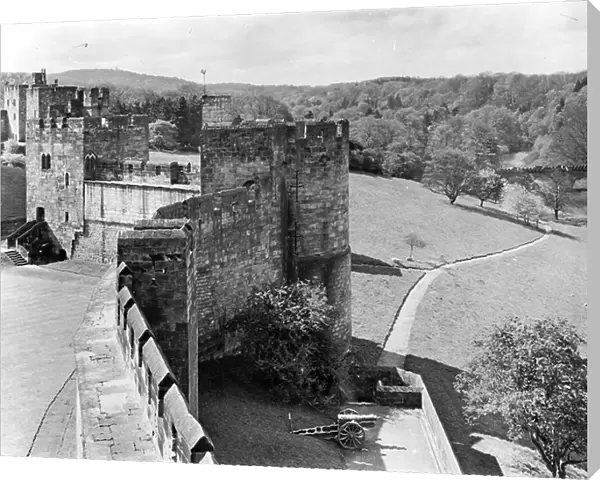 View of the north wall of the Inner Ward, Alnwick Castle, from The English Country House (b / w photo)