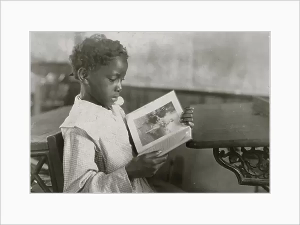 Young Girl Reading Book in Classroom, Pleasant Green School, Marlinton, Pocahontas County, West Virginia, USA, c.1921 (b / w photo)