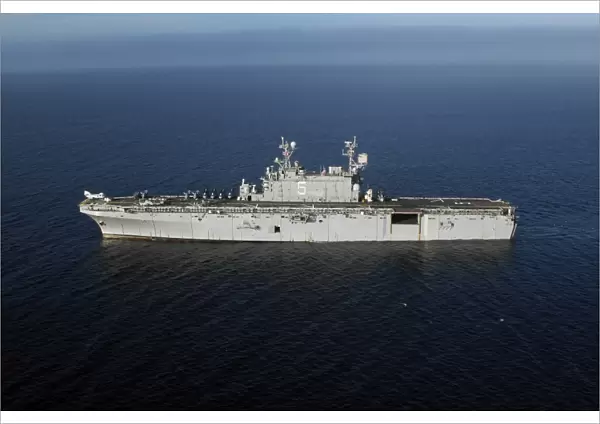 Amphibious Assault Ship USS Peleliu transits the Pacific Ocean