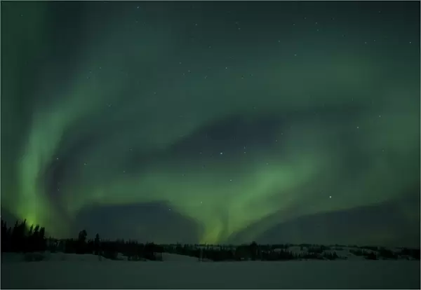 Active Aurora over Vee Lake, Yellowknife, Northwest Territories, Canada