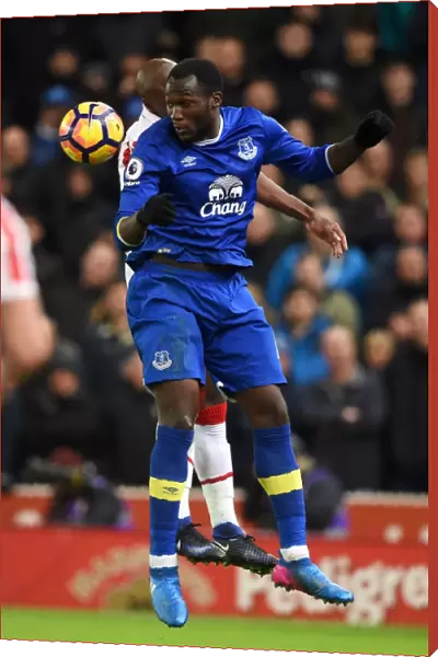 Everton's Romelu Lukaku Clashes with Bruno Martins Indi in Premier League Showdown at bet365 Stadium
