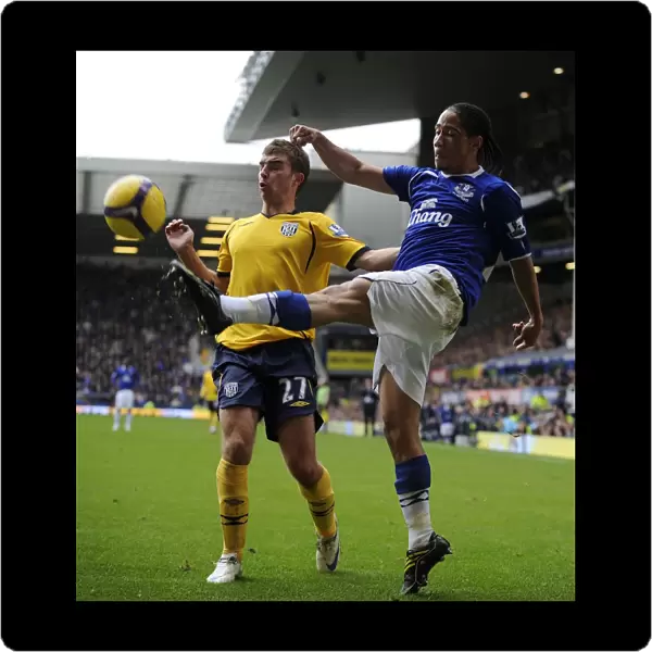 Steven Pienaar vs. James Morrison: Clash of the Midfield Maestros - Everton vs. West Bromwich Albion, Barclays Premier League (Feb. 28, 2009)