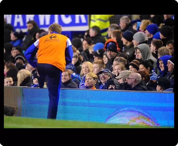 Phil Neville's Pre-Match Laugh: Everton vs Stoke City, Goodison Park (04 December 2011)