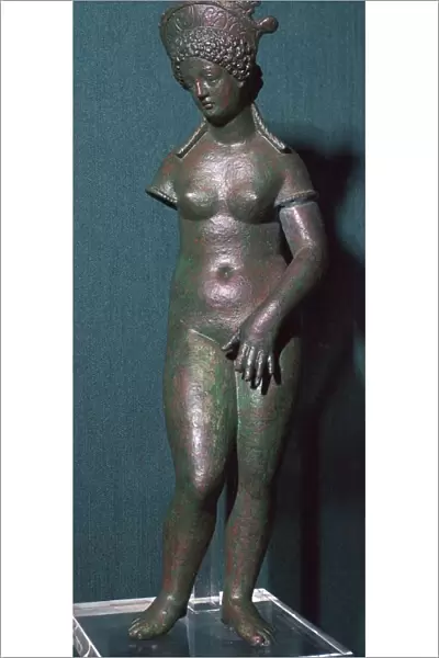 The modest Venus, a Roman bronze statuette, 1st century